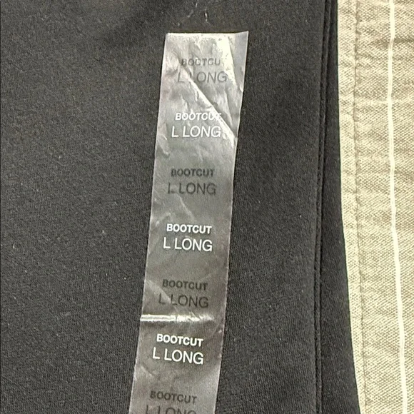 Simply Vera Vera Wang Black High Rise Bootcut Pants - Picture 3 of 5